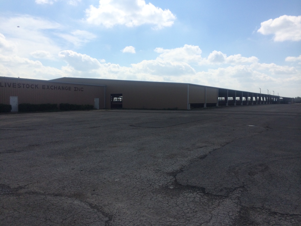 LandL_-_Sale_Barn